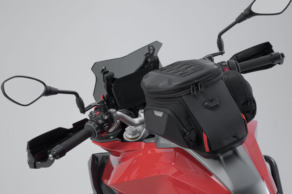 SW MOTECH PRO City tank bag. 11-14 l.